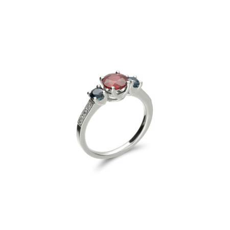 Anillo Oro Blanco, Rubí, Zafiros Y Diamantes. Género: Mujer. Material: Oro blanco. Piedras: Diamantes,Rubies,Zafiros