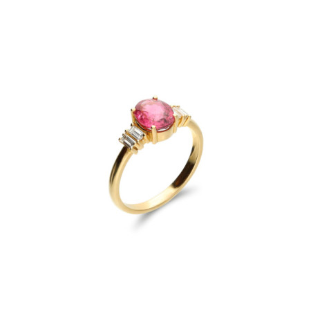 Anillo Oro Amarillo, Turmalina Y Diamantes. Género: Mujer. Material: Oro amarillo. Piedras: Turmalinas,Diamantes