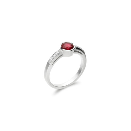 Anillo Oro Blanco, Rubí Y Diamantes. Género: Mujer. Material: Oro blanco. Piedras: Diamantes,Rubies