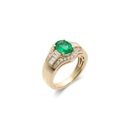 Anillo Oro Amarillo, Esmeralda Y Diamantes. Género: Mujer. Material: Oro amarillo. Piedras: Diamantes,Esmeraldas