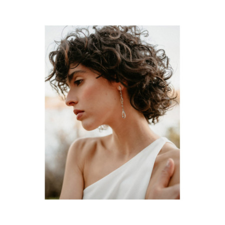 Pendientes Oro Blanco Y Diamantes. Género: Mujer. Material: Oro blanco. Piedras: Diamantes