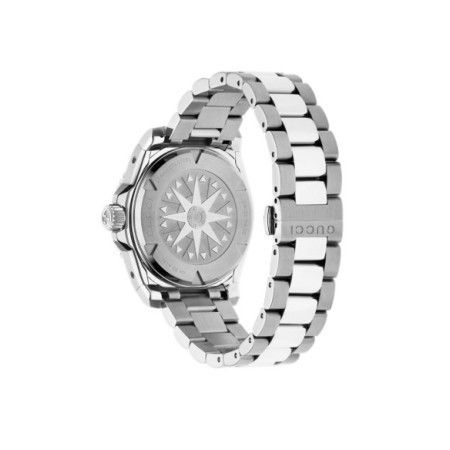 Reloj Gucci Dive YA136362. Género: Hombre. Material: Acero,Cerámica. Tamaño: De 39mm a 42mm. Correa: Acero. Color esfera: Azul. Estilo: Deportivo. Movimiento: Automático. Características técnicas: Hora y segundero,Reserva de marcha