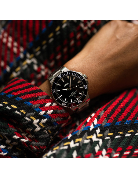 Reloj Oris Aquis Date 01 733 7789 4154-07 8 23 04PEB