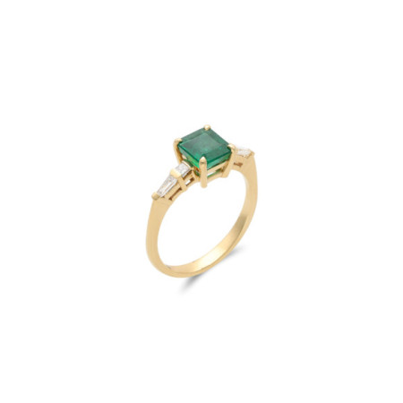 Anillo Oro Amarillo, Esmeralda Y Diamantes. Género: Mujer. Material: Oro amarillo. Piedras: Diamantes,Esmeraldas