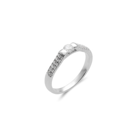 Anillo Oro Blanco Y Diamantes. Género: Mujer. Material: Oro blanco. Piedras: Diamantes