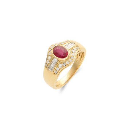 Anillo Oro Amarillo, Rubí Y Diamantes. Género: Mujer. Material: Oro amarillo. Piedras: Diamantes,Rubies