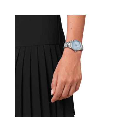 Reloj Tissot Ballade 34mm T156.210.11.351.00. Género: Mujer. Material: Acero. Tamaño: De 32mm a 38mm. Correa: Acero. Color esfera: Azul. Estilo: Cocktail,Clásico. Movimiento: Cuarzo. Características técnicas: Hora y segundero,Calendario