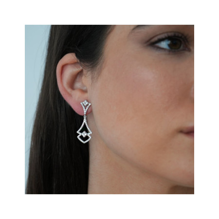 Pendientes Oro Blanco Y Diamantes. Género: Mujer. Material: Oro blanco. Piedras: Diamantes