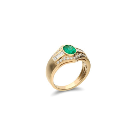 Anillo Oro Amarillo, Esmeralda Y Diamantes. Género: Mujer. Material: Oro amarillo. Piedras: Esmeraldas,Diamantes