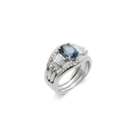 Anillo Oro Blanco, Topacio Y Diamantes. Género: Mujer. Material: Oro blanco. Piedras: Diamantes,Topacio azul
