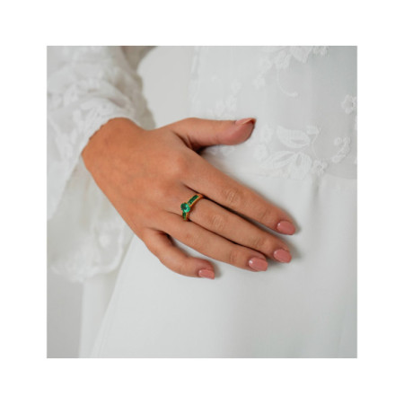 Anillo Oro Amarillo Y Esmeraldas. Género: Mujer. Material: Oro amarillo. Piedras: Esmeraldas