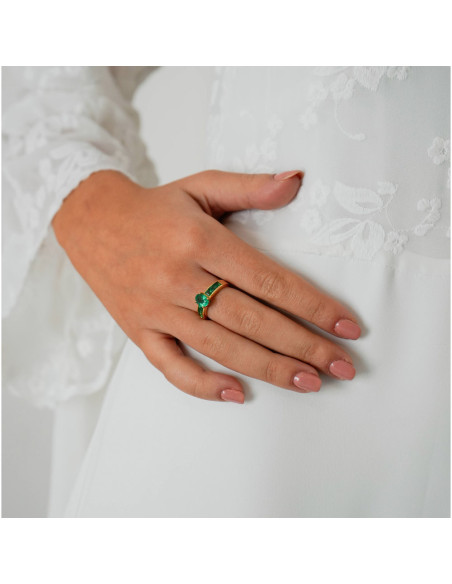 Anillo Oro Amarillo Y Esmeraldas