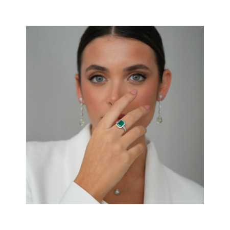 Anillo Oro Blanco, Esmeralda Y Diamantes. Género: Mujer. Material: Oro blanco. Piedras: Diamantes,Esmeraldas