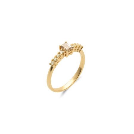 Anillo Oro Amarillo Y Diamantes. Género: Mujer. Material: Oro amarillo. Piedras: Diamantes