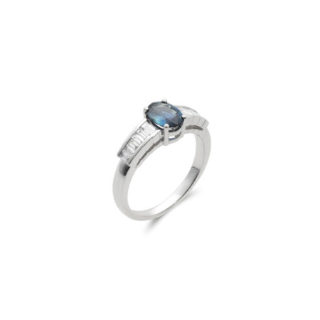 Anillo Oro Blanco, Zafiro y Diamantes. Género: Mujer. Material: Oro blanco. Piedras: Diamantes,Zafiros