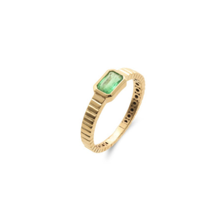 Anillo Oro Amarillo Y Esmeralda. Género: Mujer. Material: Oro amarillo. Piedras: Esmeraldas