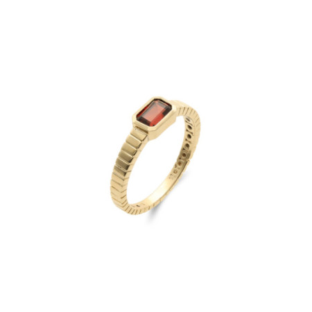Anillo Oro Amarillo Y Granate. Género: Mujer. Material: Oro amarillo. Piedras: Granate