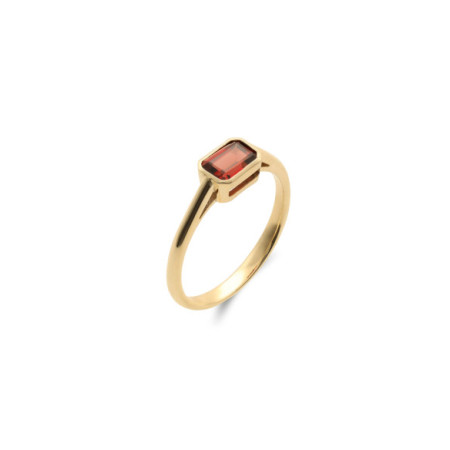 Anillo Oro Amarillo Y Granate. Género: Mujer. Material: Oro amarillo. Piedras: Granate