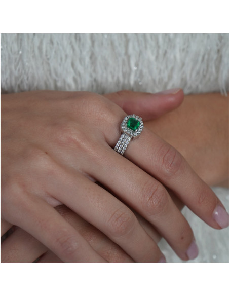 Anillo Oro Blanco, Esmeralda Y Diamantes