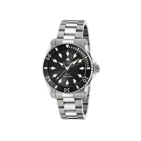 Reloj Gucci Dive YA136353. Género: Hombre. Material: Acero. Tamaño: De 39mm a 42mm. Correa: Acero. Color esfera: Negro. Estilo: Deportivo,Casual. Movimiento: Automático. Características técnicas: Hora y segundero,Reserva de marcha
