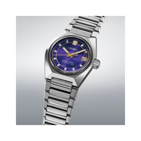 Reloj King Seiko SLA083J1. Género: Hombre. Material: Acero. Tamaño: De 39mm a 42mm. Correa: Acero. Color esfera: Otros. Estilo: Cocktail,Casual. Movimiento: Automático. Características técnicas: Hora y segundero,Calendario,Reserva de marcha