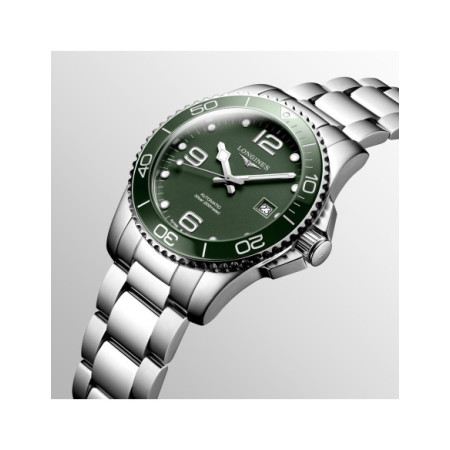 Reloj Longines Hydroconquest L3.781.4.06.6. Género: Hombre. Material: Cerámica,Acero. Tamaño: De 39mm a 42mm. Correa: Acero. Color esfera: Verde. Estilo: Deportivo. Movimiento: Automático. Características técnicas: Calendario,Reserva de marcha,Hora y segundero