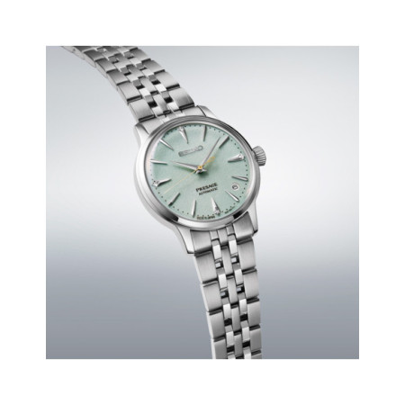 Reloj Seiko Presage Cocktail Time SRPL63J1. Género: Mujer. Material: Acero. Tamaño: De 32mm a 38mm. Correa: Acero. Color esfera: Verde. Estilo: Cocktail. Movimiento: Automático. Características técnicas: Hora y segundero,Calendario,Reserva de marcha