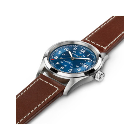 Reloj Hamilton Khaki Field Auto H70455540. Género: Hombre. Material: Acero. Tamaño: De 32mm a 38mm. Correa: Piel. Color esfera: Azul. Estilo: Casual,Cocktail. Movimiento: Automático. Características técnicas: Hora y segundero,Calendario,Reserva de marcha