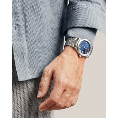 Reloj Baume Et Mercier Riviera M0A10620. Género: Hombre. Material: Acero. Tamaño: De 39mm a 42mm. Correa: Acero. Color esfera: Azul. Estilo: Deportivo. Movimiento: Automático. Características técnicas: Hora y segundero,Calendario,Reserva de marcha
