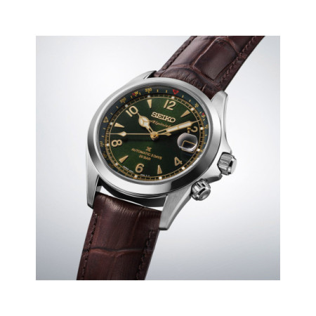 Reloj Seiko Prospex Alpinist SPB507J1. Género: Hombre. Material: Acero. Tamaño: De 39mm a 42mm. Correa: Piel. Color esfera: Verde. Estilo: Casual. Movimiento: Automático. Características técnicas: Calendario,Hora y segundero,Reserva de marcha