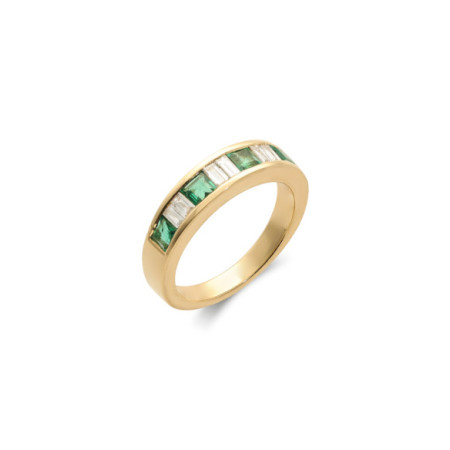 Anillo Oro Amarillo, Esmeralda Y Diamantes. Género: Mujer. Material: Oro amarillo. Piedras: Diamantes,Esmeraldas