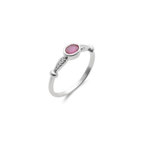 Anillo Oro Blanco, Rubí Y Diamantes. Género: Mujer. Material: Oro blanco. Piedras: Diamantes,Rubies