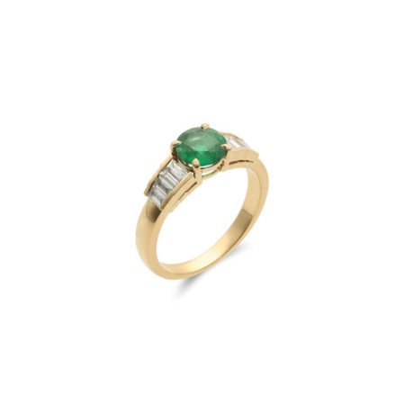 Anillo Oro Amarillo, Esmeralda Y Diamantes. Género: Mujer. Material: Oro amarillo. Piedras: Diamantes,Esmeraldas