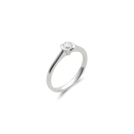 Anillo-Solitario Oro Blanco Y Diamante. Género: Mujer. Material: Oro blanco. Piedras: Diamantes