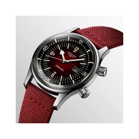 Reloj Longines Legend Diver L3.374.4.40.2. Género: Mujer. Material: Acero. Tamaño: De 32mm a 38mm. Correa: Otros. Color esfera: Otros. Estilo: Casual,Deportivo. Movimiento: Automático. Características técnicas: Hora y segundero,Calendario,Reserva de marcha