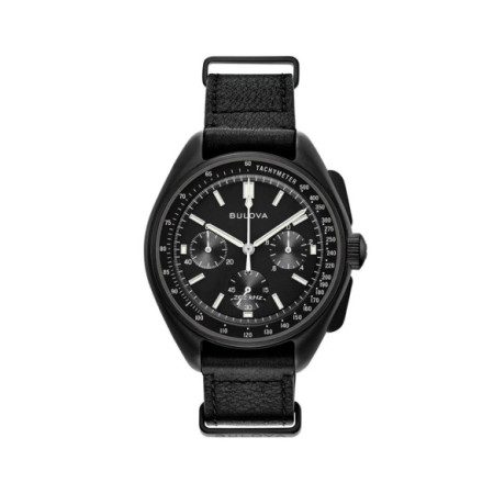 Reloj Bulova Lunar Pilot 98A186. Género: Hombre. Material: Acero. Tamaño: De 43mm a 46mm. Correa: Piel. Color esfera: Negro. Estilo: Casual,Cocktail. Movimiento: Cuarzo. Características técnicas: Hora y segundero,Cronógrafo