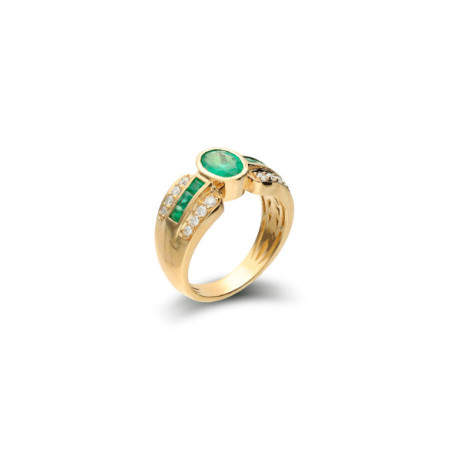 Anillo Oro Amarillo, Esmeraldas Y Diamantes. Género: Mujer. Material: Oro amarillo. Piedras: Diamantes,Esmeraldas
