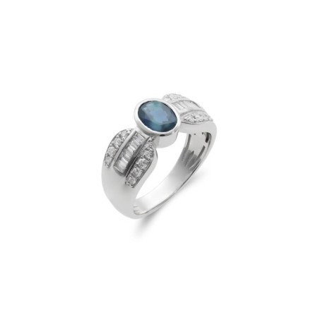 Anillo Oro Blanco, Zafiro Y Diamantes. Género: Mujer. Material: Oro blanco. Piedras: Diamantes,Zafiros