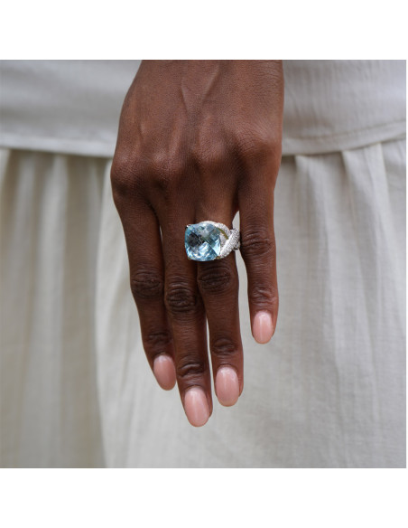 Anillo Oro Blanco, Topacio Y Diamantes