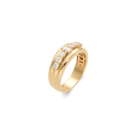 Anillo Oro Amarillo Y Diamantes. Género: Mujer. Material: Oro amarillo. Piedras: Diamantes