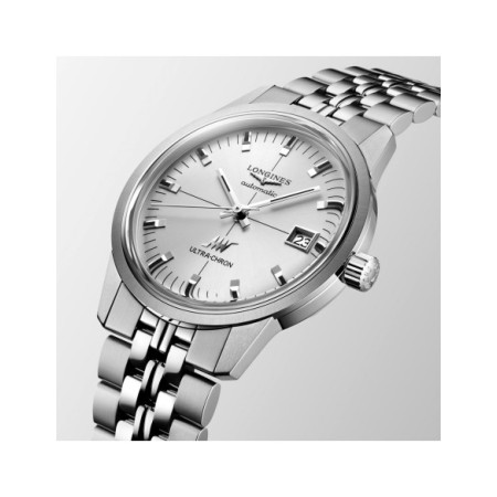 Reloj Longines Ultra-Chron Classic L2.537.4.72.6. Género: Hombre,Mujer. Material: Acero. Tamaño: De 32mm a 38mm. Correa: Acero. Color esfera: Plata. Estilo: Casual. Movimiento: Automático. Características técnicas: Calendario,Reserva de marcha,Hora y segundero