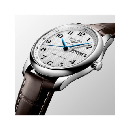 Reloj Longines Master Collection L2.910.4.78.3. Género: Hombre. Material: Acero. Tamaño: De 39mm a 42mm. Correa: Piel. Color esfera: Plata. Estilo: Clásico. Movimiento: Automático. Características técnicas: Calendario,Reserva de marcha,Hora y segundero