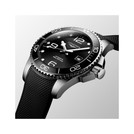 Reloj Longines Hydroconquest L3.782.4.56.9. Género: Hombre. Material: Acero. Tamaño: De 43mm a 46mm. Correa: Caucho. Color esfera: Negro. Estilo: Deportivo. Movimiento: Automático. Características técnicas: Calendario,Hora y segundero,Reserva de marcha