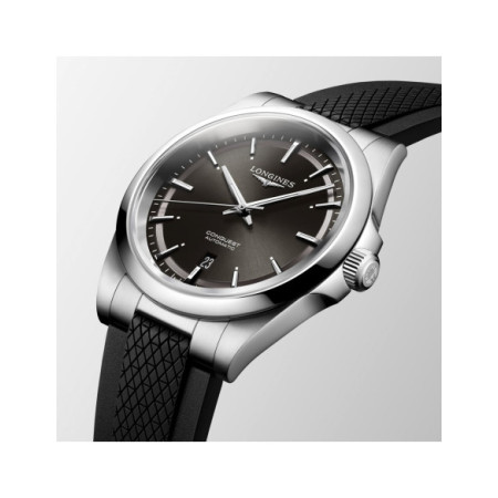 Reloj Longines Conquest L3.830.4.52.9. Género: Hombre. Material: Acero. Tamaño: De 32mm a 38mm. Correa: Caucho. Color esfera: Negro. Estilo: Deportivo. Movimiento: Automático. Características técnicas: Calendario,Reserva de marcha,Hora y segundero