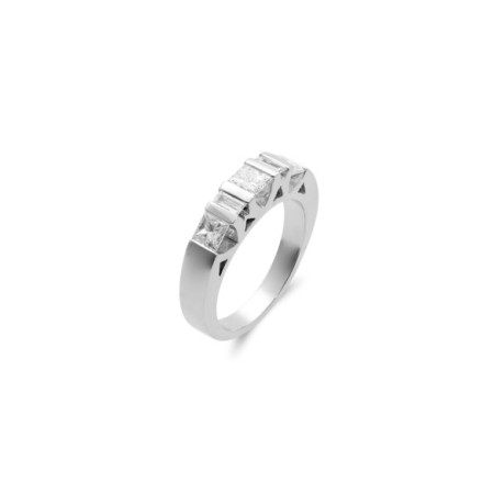 Anillo Oro Blanco Y Diamantes. Género: Mujer. Material: Oro blanco. Piedras: Diamantes
