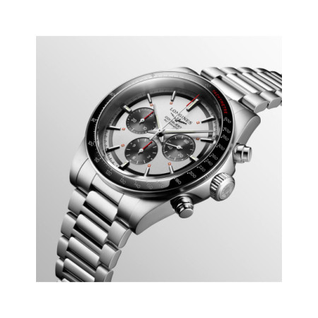 Reloj Longines Conquest Chronograph L3.835.4.72.6. Género: Hombre. Material: Acero,Cerámica. Tamaño: De 39mm a 42mm. Correa: Acero. Color esfera: Plata. Estilo: Cocktail. Movimiento: Automático. Características técnicas: Hora y segundero,Reserva de marcha,Cronógrafo
