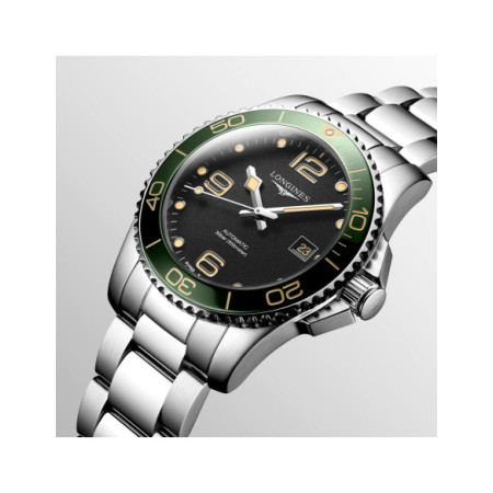 Reloj Longines Hydroconquest L3.781.4.05.6. Género: Hombre. Material: Acero. Tamaño: De 39mm a 42mm. Correa: Acero. Color esfera: Negro. Estilo: Deportivo. Movimiento: Automático. Características técnicas: Calendario,Reserva de marcha,Hora y segundero