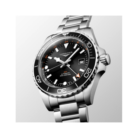 Reloj Longines Hydroconquest GMT L3.890.4.56.6. Género: Hombre. Material: Acero,Cerámica. Tamaño: De 43mm a 46mm. Correa: Acero. Color esfera: Negro. Estilo: Deportivo. Movimiento: Automático. Características técnicas: Calendario,Hora y segundero,Reserva de marcha