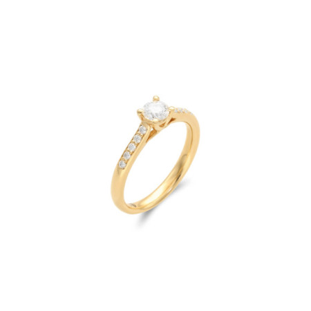 Anillo Oro Amarillo Y Diamantes. Género: Mujer. Material: Oro amarillo. Piedras: Diamantes