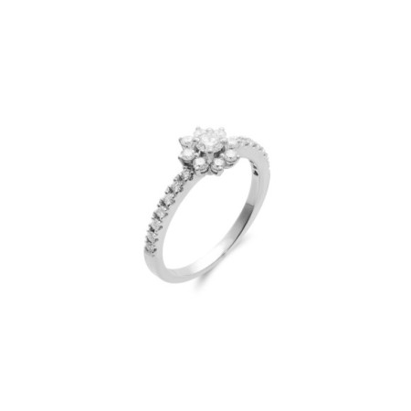 Anillo Oro Blanco Y Diamantes. Género: Mujer. Material: Oro blanco. Piedras: Diamantes